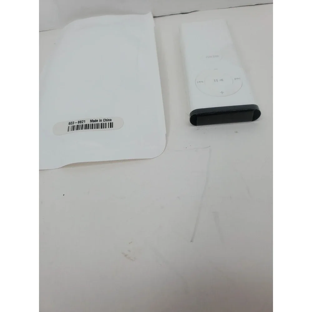 Apple 603-8821‎ White Remote Control for Apple TV MacBook iMac Mac Pro